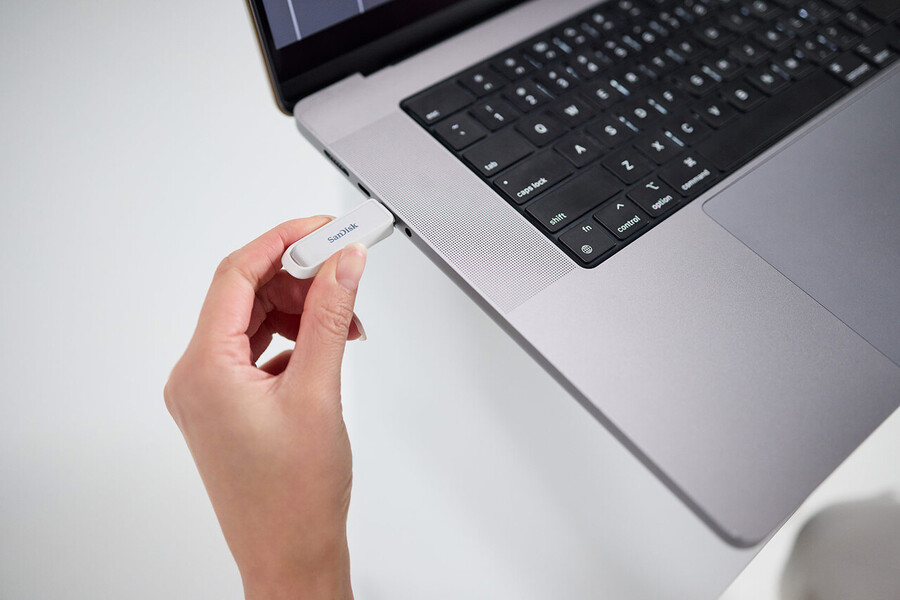unidad de teléfono sandisk arctic white de 256 gb con usb-c sandisk